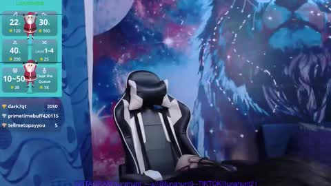 Snapshot of is_candy_west_ chatting on January 5, 5:38 pm Dani online show from January 5, 5:38 pm