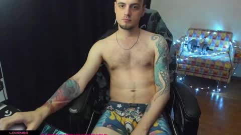 Snapshot of is_yours chatting on March 9, 10:08 am Joel online show from March 9, 10:08 am