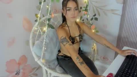 Snapshot of isa_69hot chatting on November 13, 8:19 pm Isabella online show from November 13, 8:19 pm