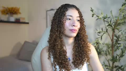 Snapshot of isa_____ chatting on May 30, 3:03 am isa_____ online show from May 30, 3:03 am