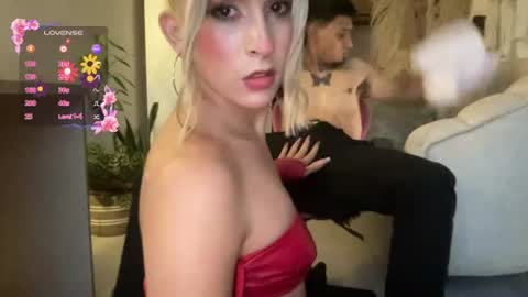 Snapshot of isa__fox_1 chatting on June 19, 11:08 pm Isabella online show from June 19, 11:08 pm