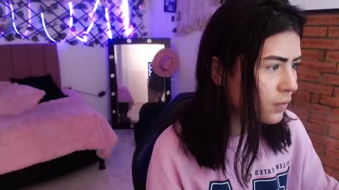 isabela online show from September 10, 3:17 am