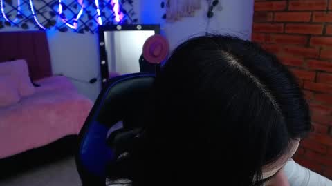 isabela online show from September 16, 3:29 am