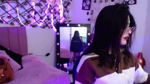 isabela online show from October 10, 3:38 am