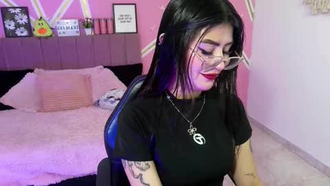 isabela online show from March 9, 10:58 pm