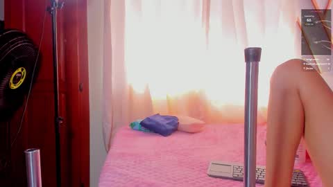 isa_kolins online show from February 5, 7:29 pm