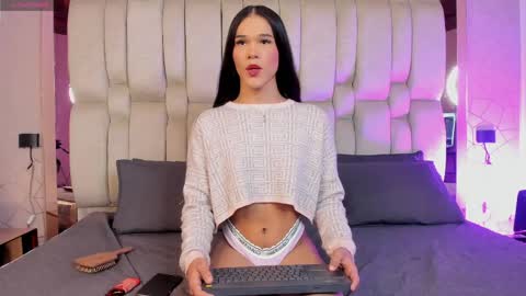 Isa  online show from April 22, 3:42 am