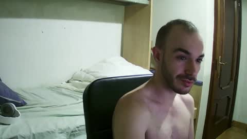 Isaac99c online show from December 11, 4:39 am