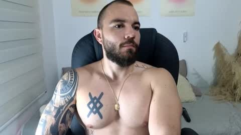 Isaac carter online show from November 28, 10:51 am