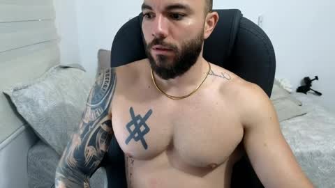 Isaac carter online show from April 22, 11:12 am