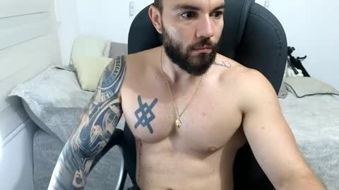 Isaac carter online show from May 14, 10:33 am