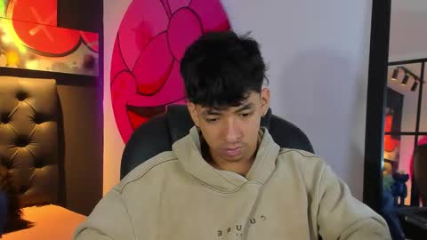 isaac_cryston online show from September 18, 8:11 pm