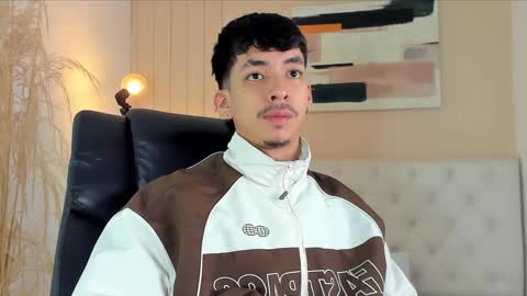 isaac_cryston online show from November 24, 9:03 pm