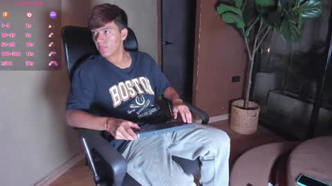 isaac_grimm online show from March 26, 3:12 am