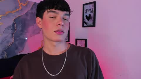 Isaac Kurtt online show from December 15, 7:40 pm