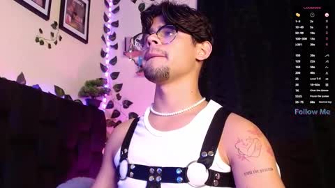 Isaac Saenz. online show from February 14, 1:34 am