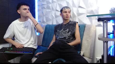 Isaac tan online show from September 22, 12:45 am