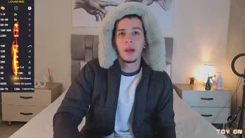 isaacblaze  online show from July 1, 3:52 am
