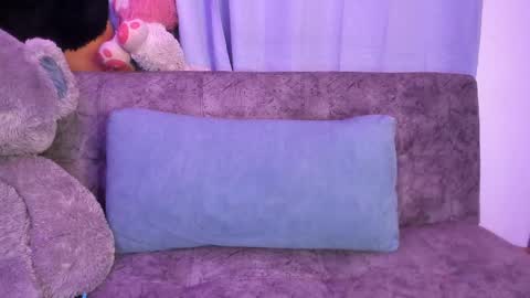 isaac online show from November 12, 7:20 am