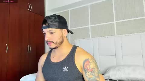 Snapshot of isaacs11 chatting on July 20, 4:20 pm Isaac Surez online show from July 20, 4:20 pm