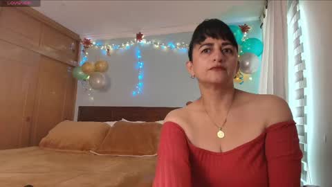 Isabeel Sofia online show from June 7, 12:20 pm