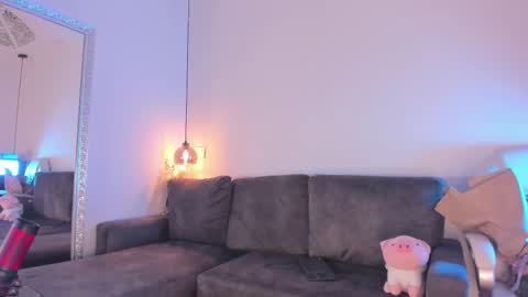 Snapshot of isabela_franco_ chatting on February 21, 12:06 pm Isabela online show from February 21, 12:06 pm