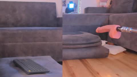 Snapshot of isabela_franco_ chatting on February 27, 3:05 pm Isabela online show from February 27, 3:05 pm