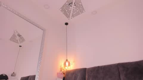 Snapshot of isabela_franco_ chatting on October 26, 12:11 pm Isabela online show from October 26, 12:11 pm