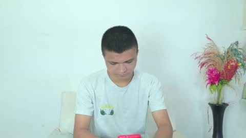 Isabella online show from April 24, 2:25 am