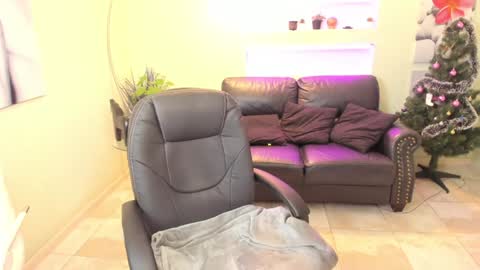 Snapshot of isabelabell chatting on January 11, 1:53 pm Isabela online show from January 11, 1:53 pm