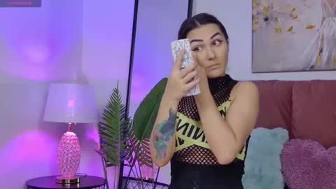 Isa online show from November 13, 8:13 am