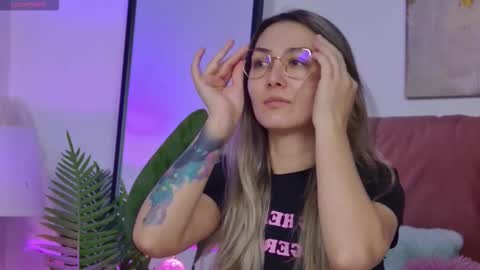 Isa online show from November 14, 6:34 am