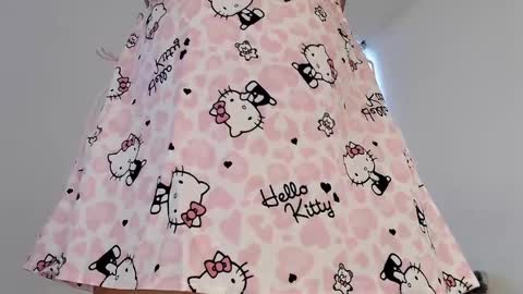 isabelateran online show from April 21, 11:05 am