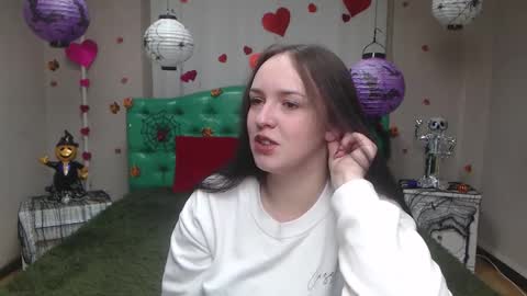 IsabelBlackberry online show from November 2, 6:05 am