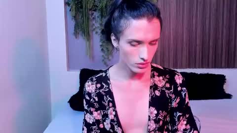 Snapshot of isabelfernandez chatting on September 25, 5:55 am IsabelFernandez online show from September 25, 5:55 am