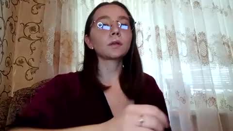 Snapshot of isabelkim_ chatting on July 11, 12:52 pm Isabel online show from July 11, 12:52 pm