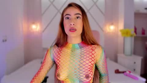 Isa  online show from November 27, 3:36 pm