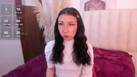 isabella_crofts online show from March 20, 2:16 am