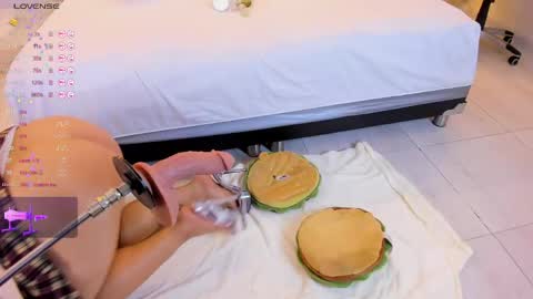 Isa online show from April 22, 4:04 am