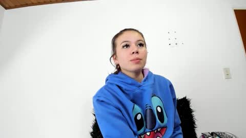 isabella_jaramillo online show from October 19, 12:17 pm