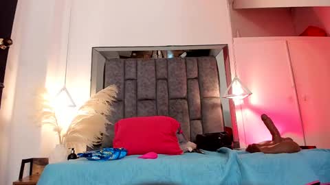  Isabel Lopez online show from February 16, 12:43 pm