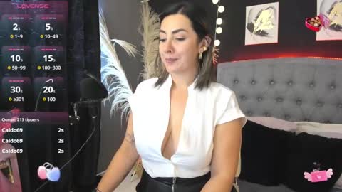   online show from February 25, 8:19 pm