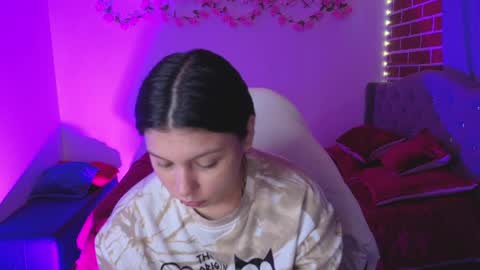 isabella_monntolvo online show from May 26, 7:21 pm