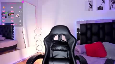 Isabella Moon9 online show from July 22, 11:46 am
