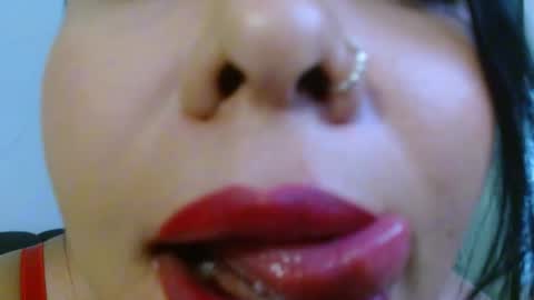 Snapshot of isabella_velvet27 chatting on April 30, 2:18 am Isabella velvet online show from April 30, 2:18 am