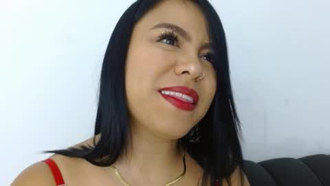 Snapshot of isabella_velvet27 chatting on June 6, 10:53 am Isabella velvet online show from June 6, 10:53 am