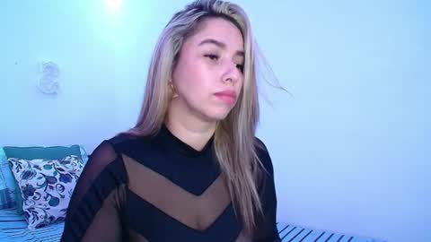isabellaa_smith03 online show from July 19, 3:21 am