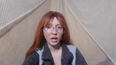 isabellablacky online show from April 26, 4:43 am