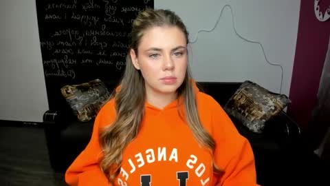 isabellabler online show from October 21, 11:55 am