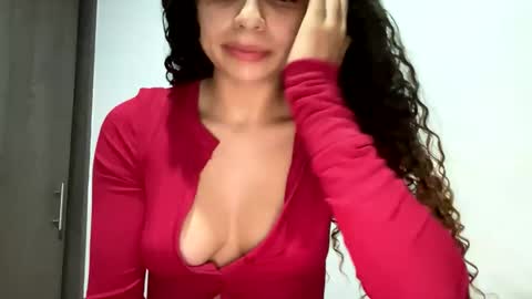 Isabella.. back again  online show from January 27, 1:48 am